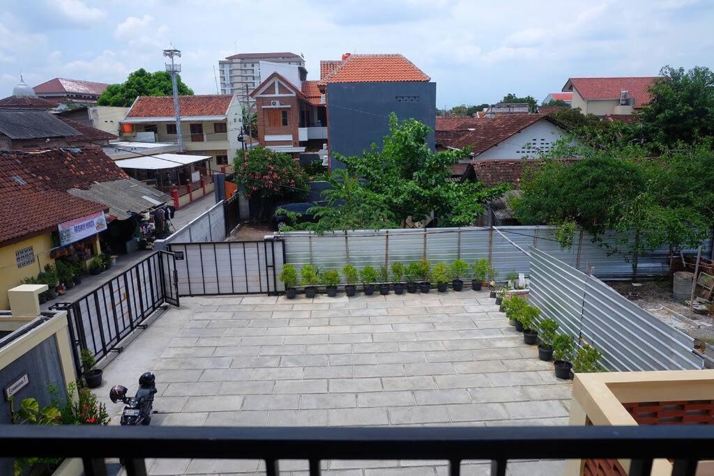 Villa Sabi House Lesmana 2 By Simply Homy Yogyakarta Esterno foto